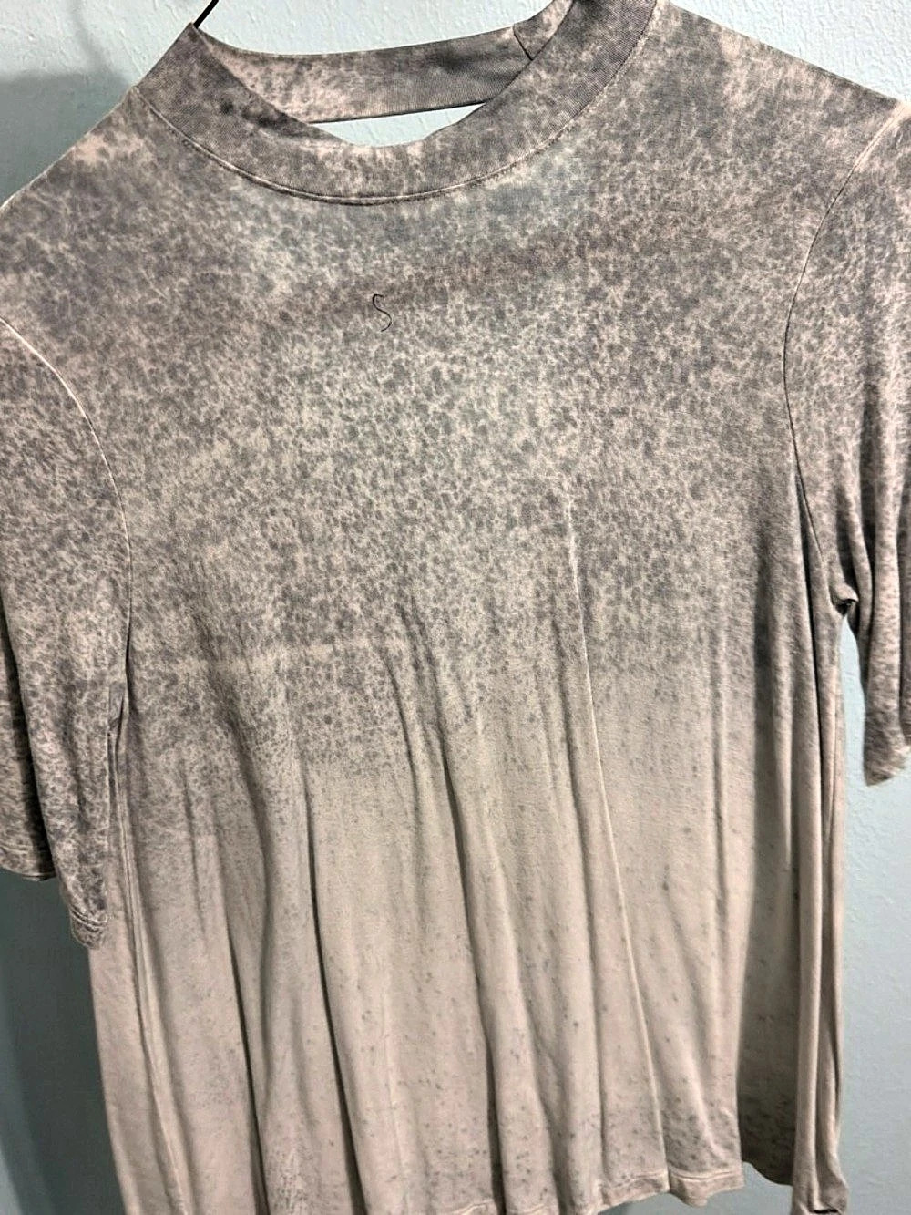 Women's Short Sleeve Tunic in Gray & Pink